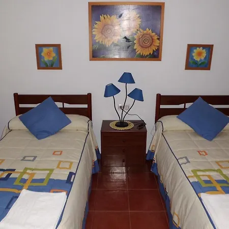 Agustina בית הארחה קורדובה