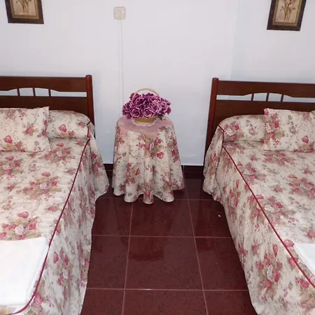 Agustina בית הארחה קורדובה